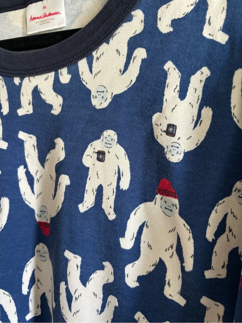 Hanna Andersson men’s pajama top winter yetis - Picture 2 of 4